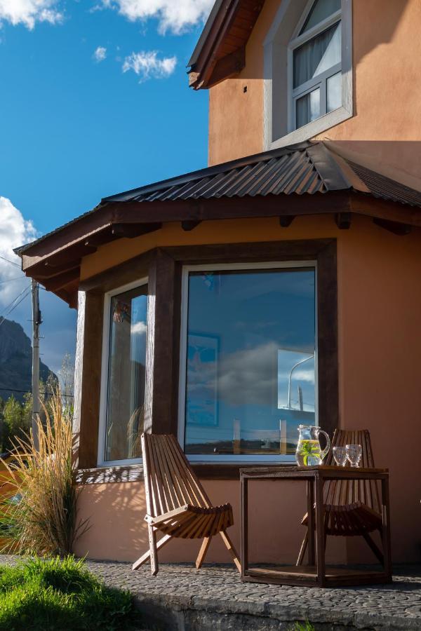 Hotel Cumbres Nevadas El Chalten Kültér fotó